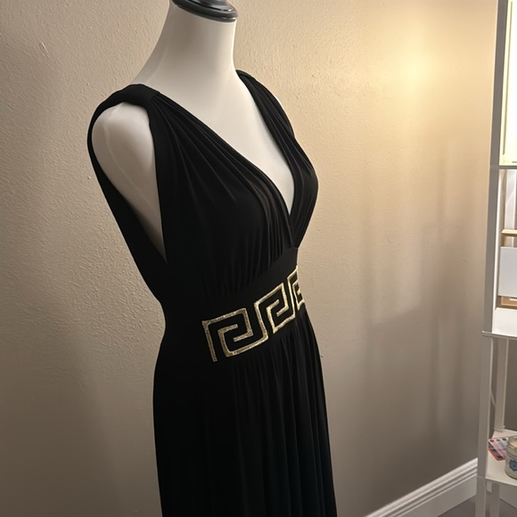 NWT Black dress from Greece size 3 Greece I usually wear a medium in US. - Picture 6 of 8
